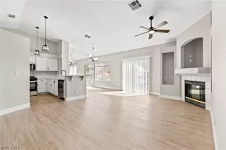 Photo #2: 2533093 Listing 