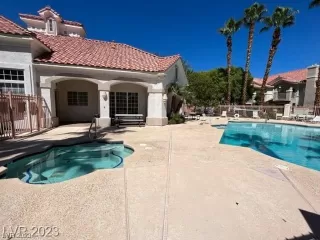 Photo #3: 2533116 Listing 