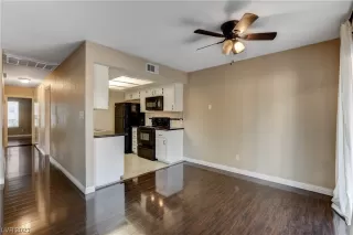 Photo #5: 2533134 Listing