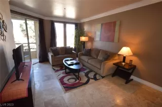 Photo #4: 2533186 Listing