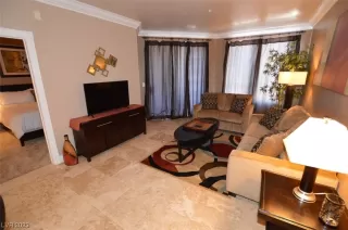 Photo #5: 2533186 Listing