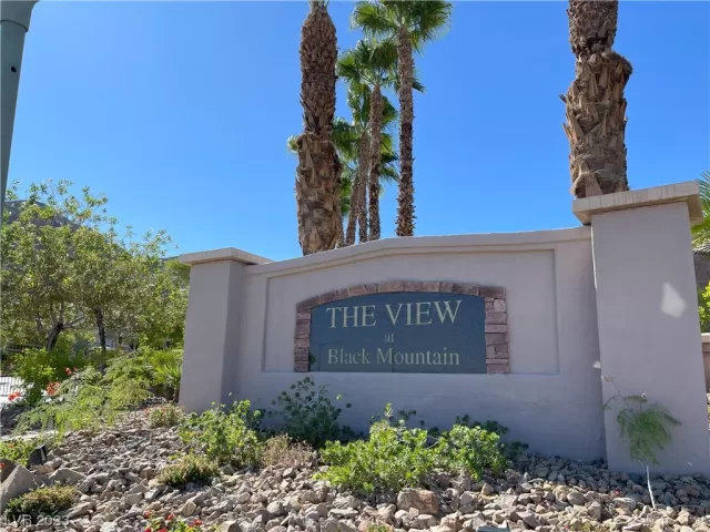 MLS: 2533188 Condo For Sale