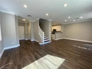 Photo #4: 2533188 Listing 