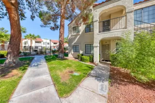 Photo #2: 2533189 Listing