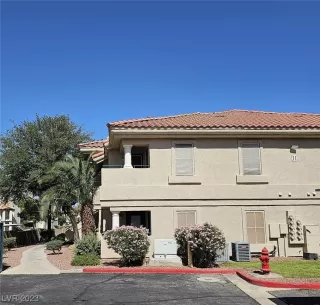 Photo #6: 2533203 Listing 