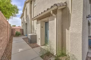 Photo #2: 2533238 Listing