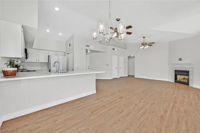 MLS: 2533251 Condo For Sale