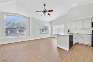 Photo #4: 2533251 Listing