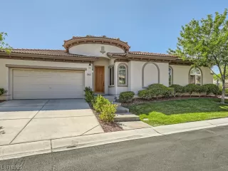 Photo #2: 2533273 Listing