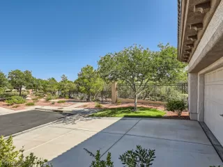 Photo #3: 2533273 Listing