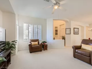 Photo #5: 2533273 Listing