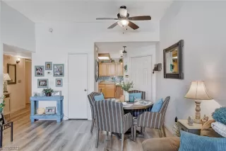 Photo #6: 2533278 Listing