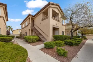 Photo #1: 2533288 Listing