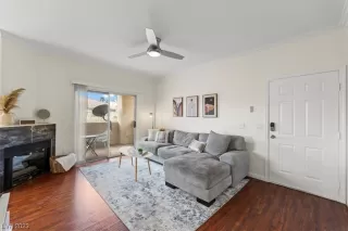 Photo #4: 2533288 Listing