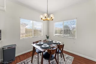 Photo #5: 2533288 Listing