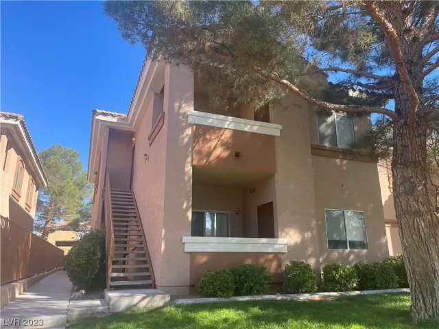 MLS: 2533311 Condo For Sale