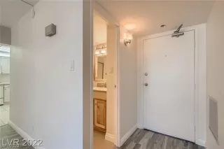 Photo #2: 2533359 Listing