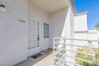 Photo #6: 2533383 Listing