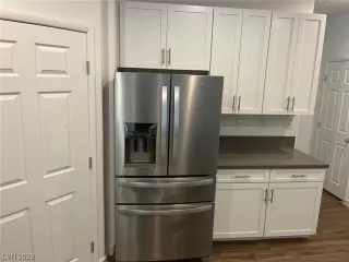 Photo #6: 2533402 Listing 