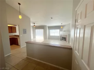 Photo #3: 2533406 Listing 