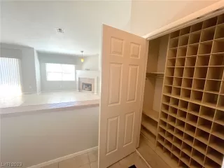 Photo #4: 2533406 Listing 