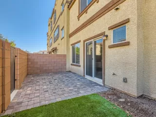 Photo #6: 2533410 Listing 