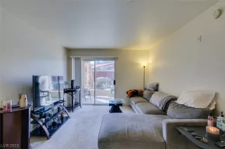 Photo #5: 2533411 Listing 