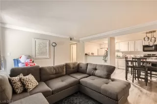 Photo #2: 2533421 Listing 