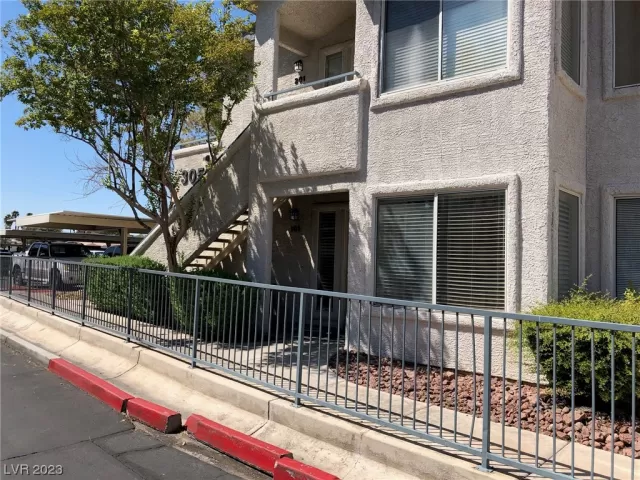 MLS: 2533425 Condo For Sale