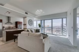 Photo #3: 2533429 Listing 