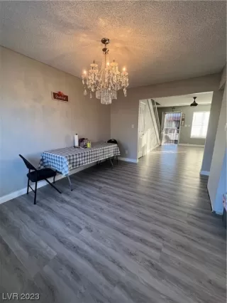 Photo #4: 2533458 Listing 