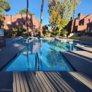 Photo #2: 2533475 Listing