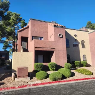 Photo #5: 2533475 Listing