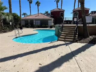 Photo #5: 2533565 Listing 