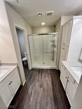 Photo #3: 2533573 Listing