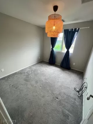 Photo #6: 2533573 Listing