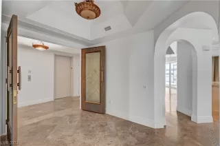 Photo #2: 2533576 Listing 