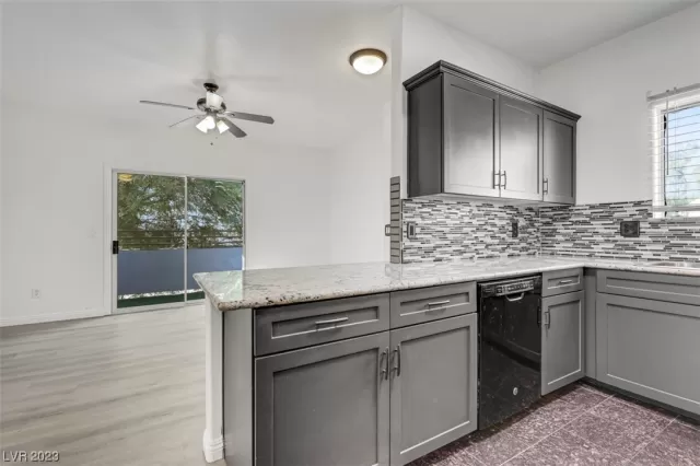 MLS: 2533602 Condo For Sale