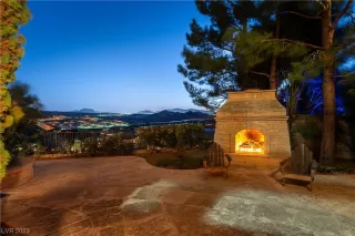 Photo #3: 2533612 Listing