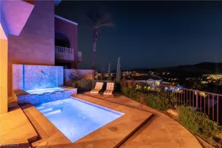 Photo #4: 2533612 Listing