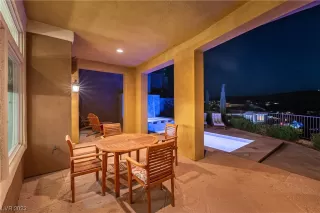 Photo #6: 2533612 Listing