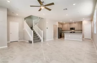 Photo #1: 2533615 Listing 