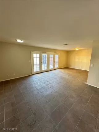 Photo #5: 2533643 Listing 