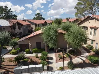 Photo #1: 2533662 Listing 