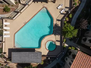 Photo #3: 2533662 Listing 