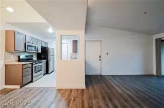 Photo #5: 2533684 Listing 