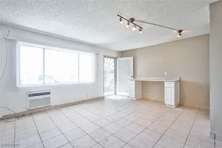 Photo #3: 2533697 Listing 