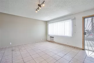 Photo #4: 2533697 Listing 