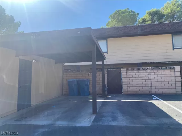 MLS: 2533711 Condo For Sale