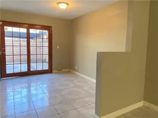 Photo #1: 2533711 Listing